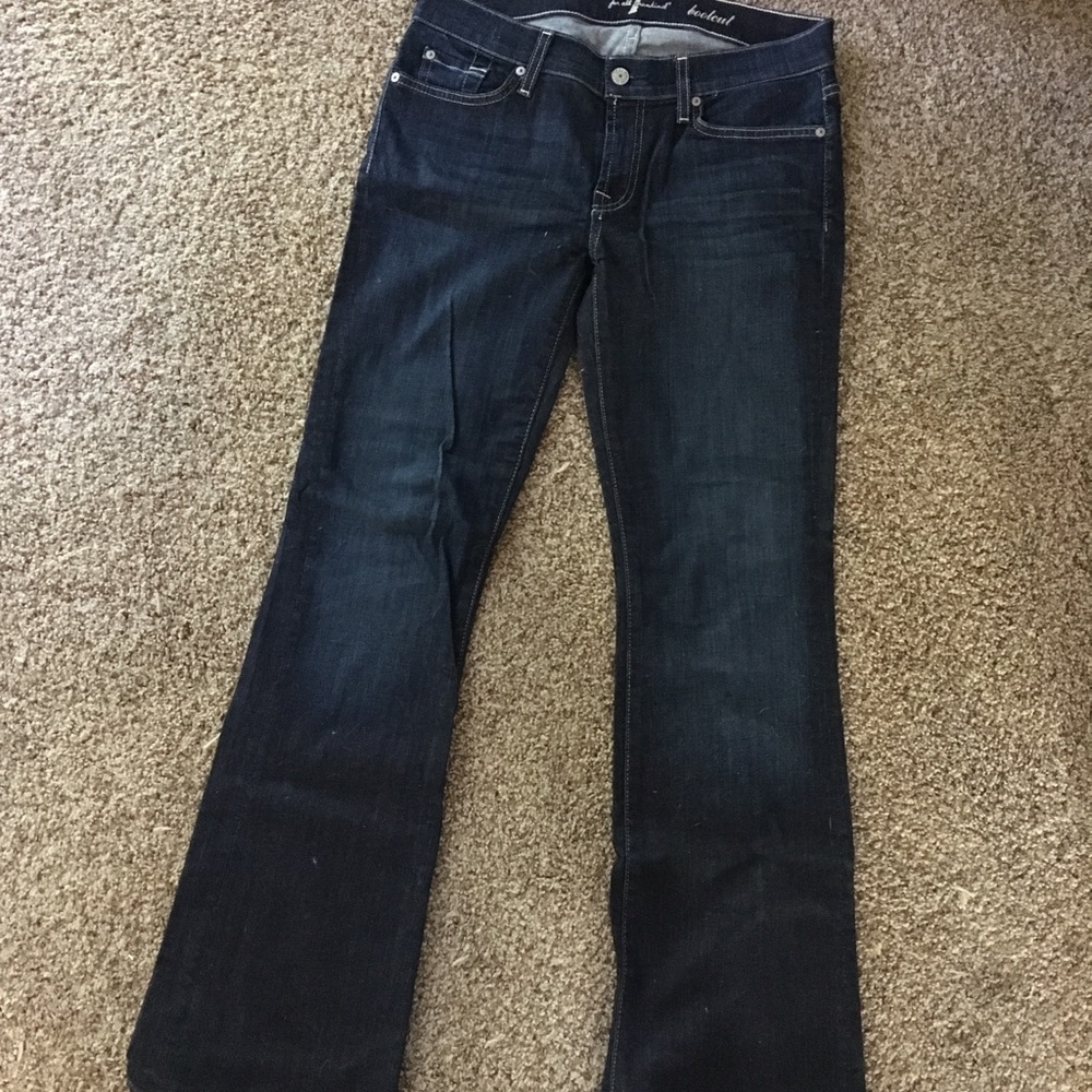 Dark indigo figure flattering jeans!